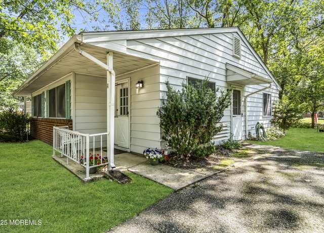 Property at 5A Iowa Dr Unit A, Whiting, NJ 08759, 1 bed, 1 bath