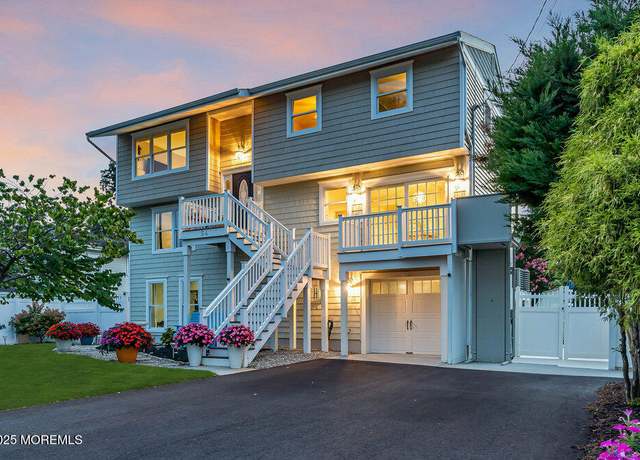 Property at 54 13th St, Toms River, NJ 08753, 5 beds, 2.5 baths