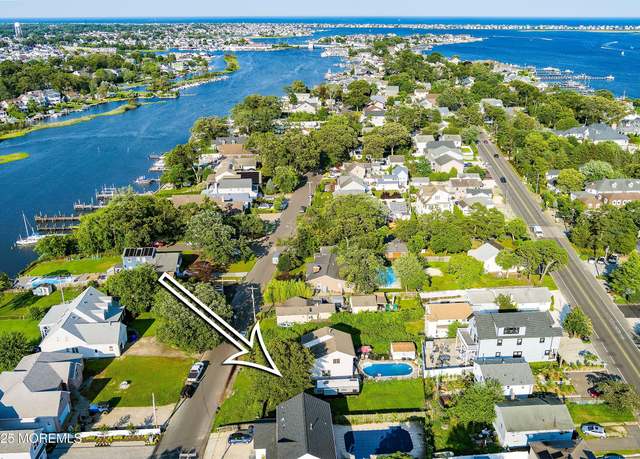 Property at 549 Parker Ave, Brick, NJ 08724
