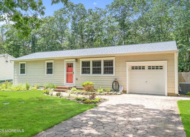 Property at 1014 Trenton Ave N, Forked River, NJ 08731, 3 beds, 1 bath