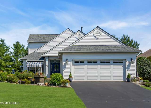 Property at 52 Dante Dr, Manchester, NJ 08759, 3 beds, 3 baths