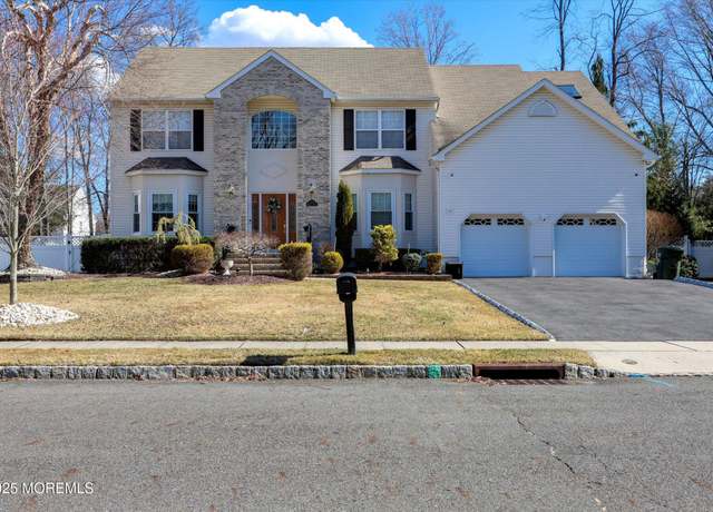 Property at 340 Meadowood Rd, Jackson, NJ 08527, 5 beds, 3 baths