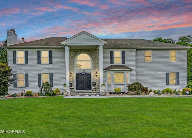 Property at 20 Regency Way, Manalapan, NJ 07726, 6 beds, 4.5 baths