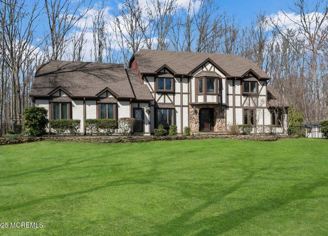 Property at 269 Portland Rd, Middletown, NJ 07748, 5 beds, 3.5 baths