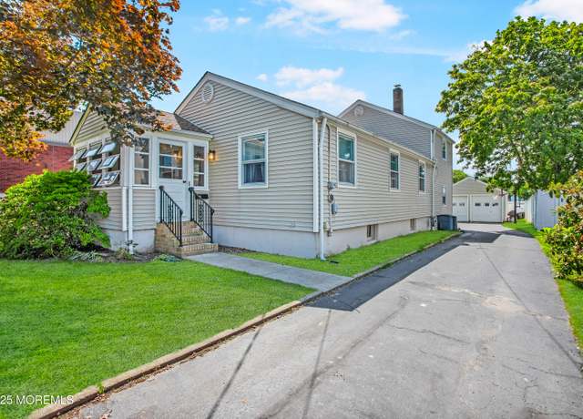 Property at 81 Curtis Pl, Manasquan, NJ 08736, 3 beds, 2 baths