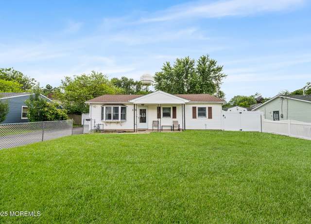 Property at 398 Chamberlain St, Toms River, NJ 08757, 3 beds, 1.5 baths