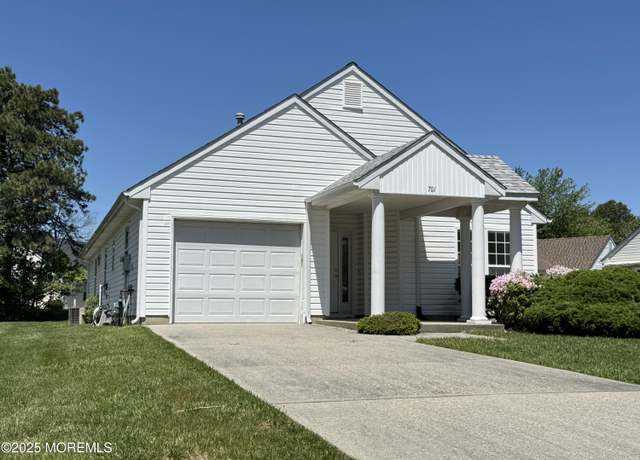 Property at 701 Flint Ct, Manchester, NJ 08759, 2 beds, 2 baths