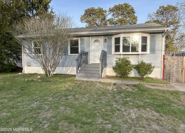 Property at 247 Tackle Ave, Manahawkin, NJ 08050, 3 beds, 1 bath
