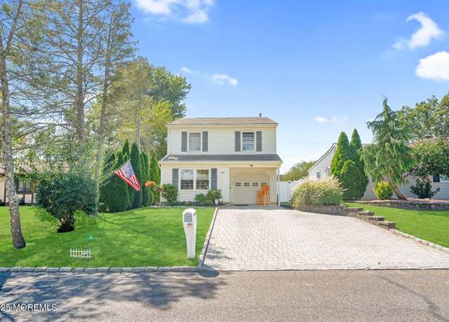 Property at 526 New Jersey Ave, Brick, NJ 08724, 3 beds, 1.5 baths