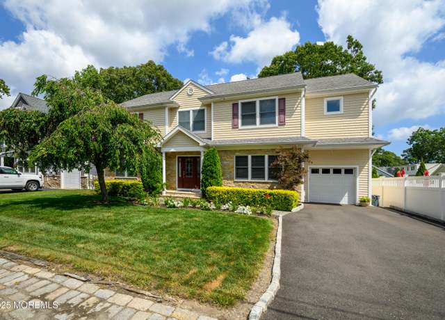 Property at 305 Barbara Dr, Point Pleasant, NJ 08742, 5 beds, 4 baths