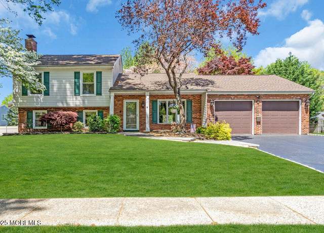 Property at 5 Beth Dr, Middletown, NJ 07748, 3 beds, 2.5 baths