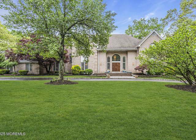 Property at 1605 Otter Dr, Toms River, NJ 08755, 7 beds, 5.5 baths