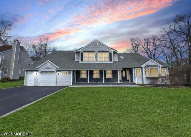 Property at 35 Teakwood Dr, Jackson, NJ 08527, 5 beds, 3.5 baths