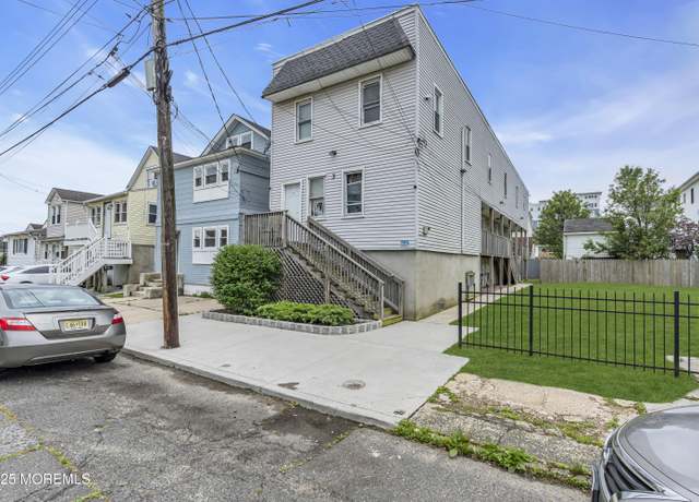 Property at 3 Oceanview Ave, Keansburg, NJ 07734