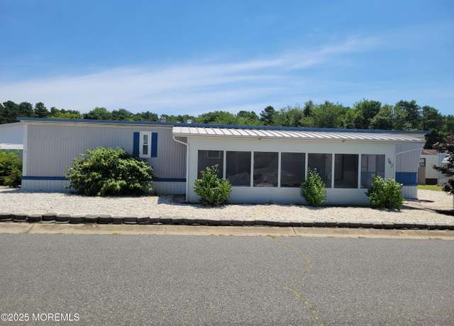 Property at 1881 Route 37 #347, Toms River, NJ 08757, 2 beds, 1.5 baths