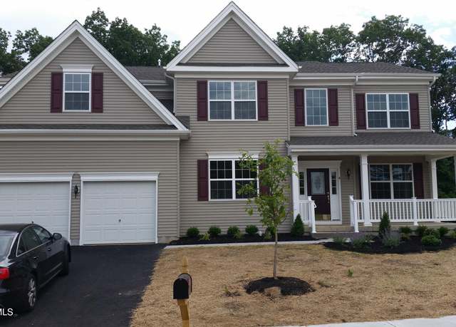 Property at 4 Christopher Dr, Howell, NJ 07731, 5 beds, 4 baths