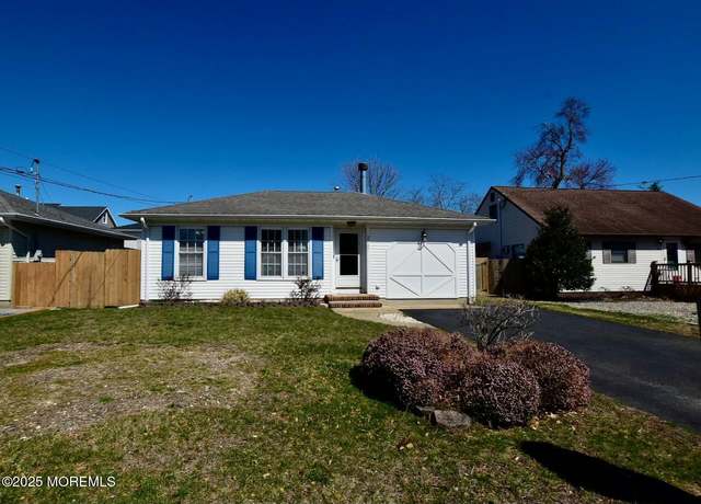 Property at 2143 Riviera Pkwy, Point Pleasant, NJ 08742, 3 beds, 2 baths