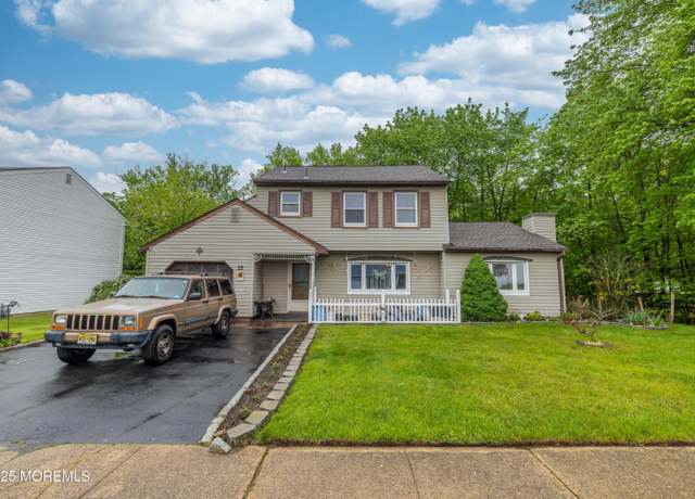 Property at 17 Angela, Hazlet, NJ 07730, 3 beds, 1.5 baths