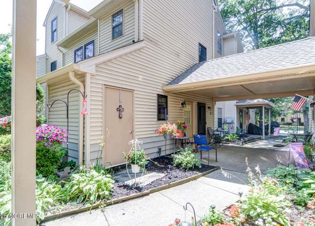 Property at 1803 Lilly Ln, Jackson, NJ 08527, 3 beds, 2 baths