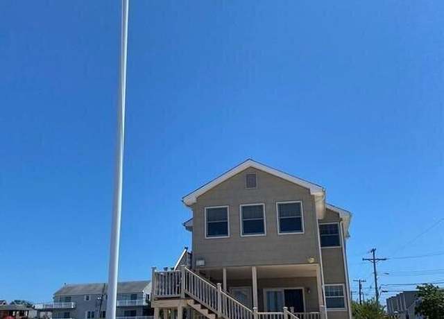 Property at 144 K St, Seaside Park, NJ 08752, 3 beds, 2.5 baths