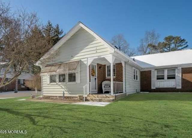 Property at 66 Yorktowne Pkwy Unit A, Whiting, NJ 08759, 2 beds, 1 bath