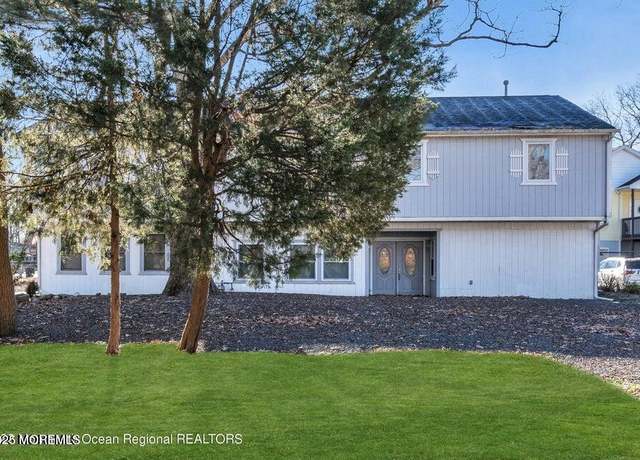 Property at 58 Chadwick Ave, Toms River, NJ 08753