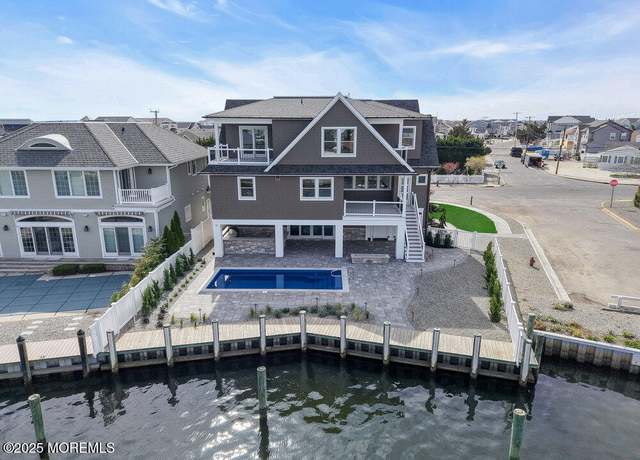 Property at 108 Dickman Dr, Lavallette, NJ 08735, 6 beds, 5.5 baths