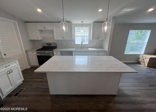 Property at 1991 Route 37 #177, Toms River, NJ 08757, 3 beds, 2 baths