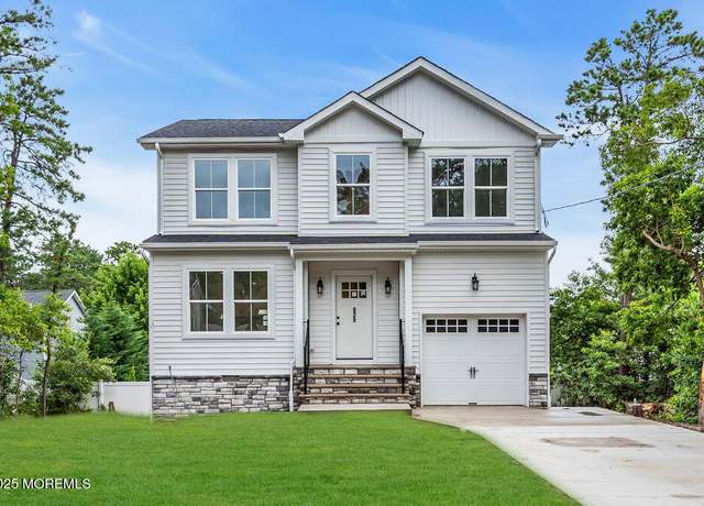 Property at 629 Monmouth Ave, Toms River, NJ 08757, 3 beds, 2.5 baths
