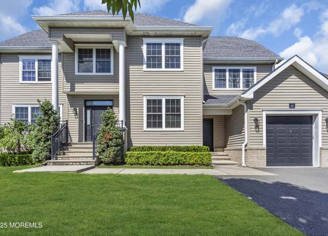 Property at 17 Grandview Dr, Lakewood, NJ 08701, 6 beds, 7 baths