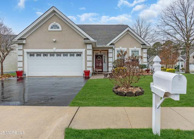Property at 66 Stamford Dr, Jackson, NJ 08527, 3 beds, 3 baths