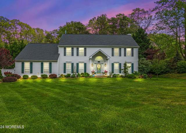 Property at 5 Sugar Pine Dr, Jackson, NJ 08527, 5 beds, 3 baths