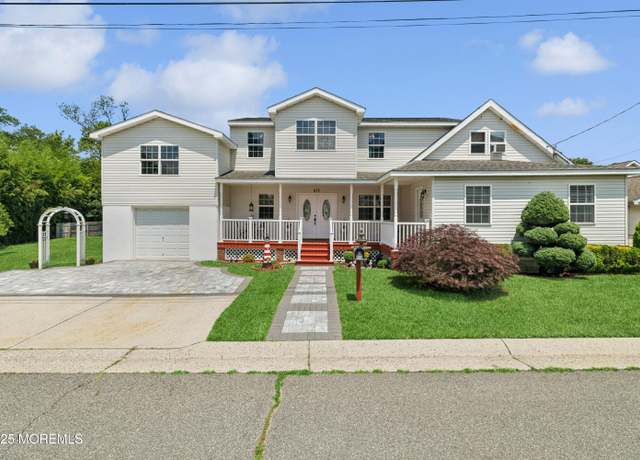 Property at 413 Sullivan Pl, Union Beach, NJ 07735, 4 beds, 2 baths