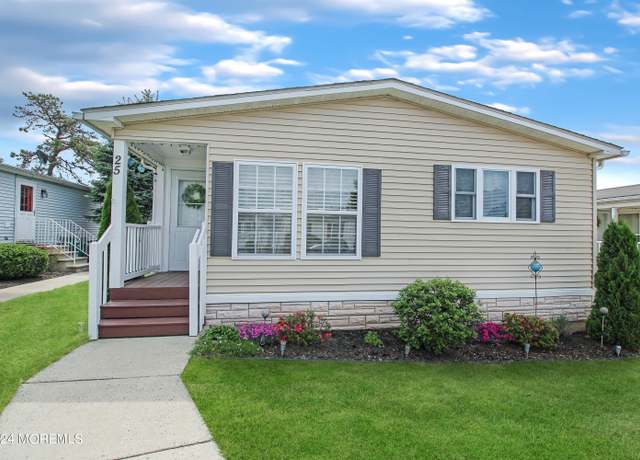 Property at 25 Pine Ridge Blvd, Whiting, NJ 08759, 3 beds, 2 baths