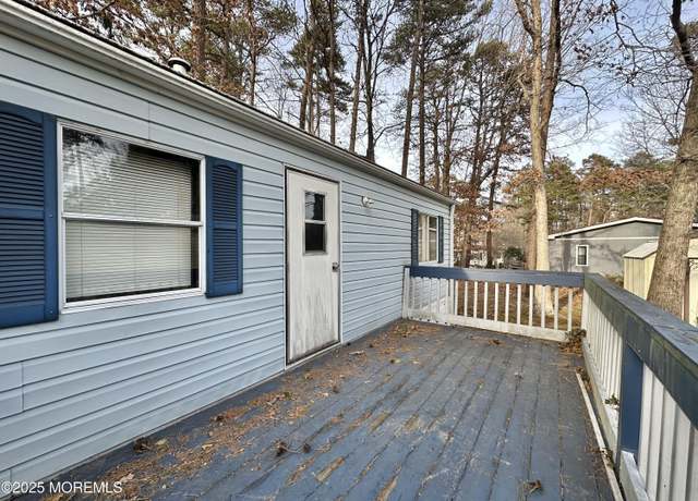 Property at 36 Golden Rod Pl, Jackson, NJ 08527, 2 beds, 1.5 baths