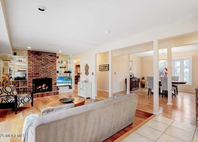Property at 14 Edwards Dr, Freehold, NJ 07728, 4 beds, 2.5 baths