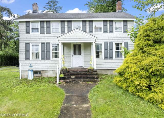 Property at 14 S Holmdel Rd, Holmdel, NJ 07733, 3 beds, 1 bath