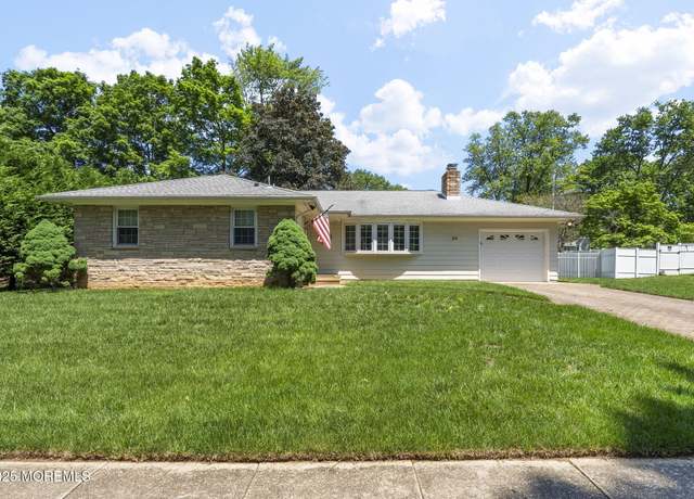 Property at 25 Dogwood Ln, Freehold, NJ 07728, 3 beds, 2 baths