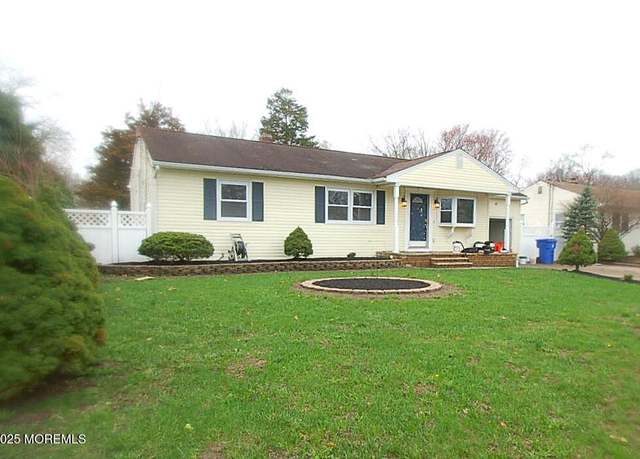 Property at 986 Stamler Dr, Toms River, NJ 08753, 3 beds, 3 baths