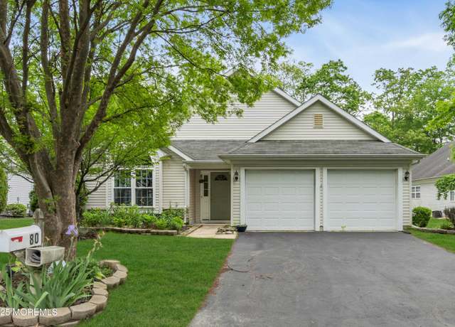 Property at 80 Foxwood Rd, Lakewood, NJ 08701, 2 beds, 2 baths