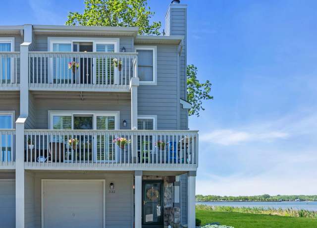 Property at 332 Seaview Cir, Neptune Township, NJ 07753, 2 beds, 3.5 baths