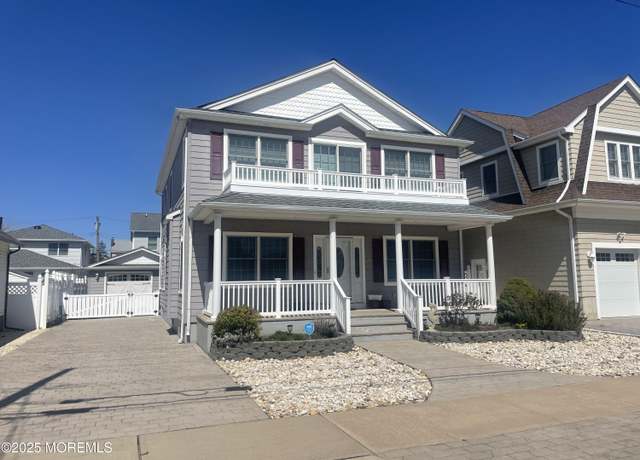 Property at 19 White Ave, Lavallette, NJ 08735, 5 beds, 3.5 baths
