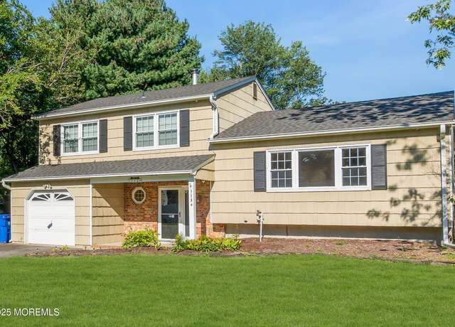 Property at 1134 Avrum Dr, Toms River, NJ 08753, 3 beds, 1.5 baths