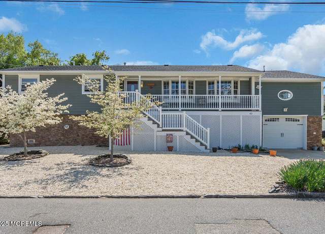 Property at 43 Bartine St, Toms River, NJ 08753, 4 beds, 3 baths