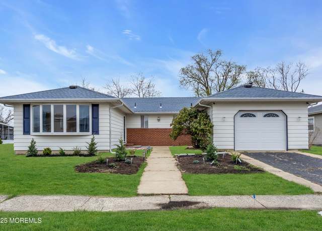 Property at 88 Liberta Dr, Toms River, NJ 08757, 2 beds, 2 baths