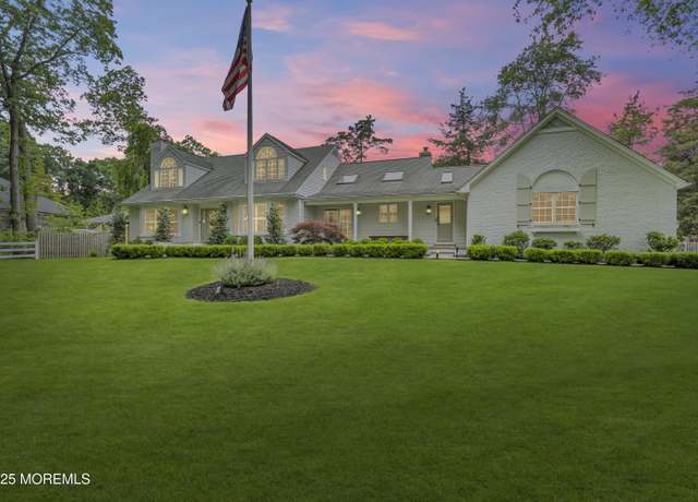 Property at 1570 Beaver Hollow Dr, Toms River, NJ 08755, 7 beds, 5.5 baths