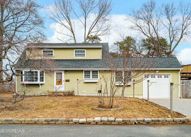 Property at 105 Fisher Ave, Brick, NJ 08723, 4 beds, 2.5 baths