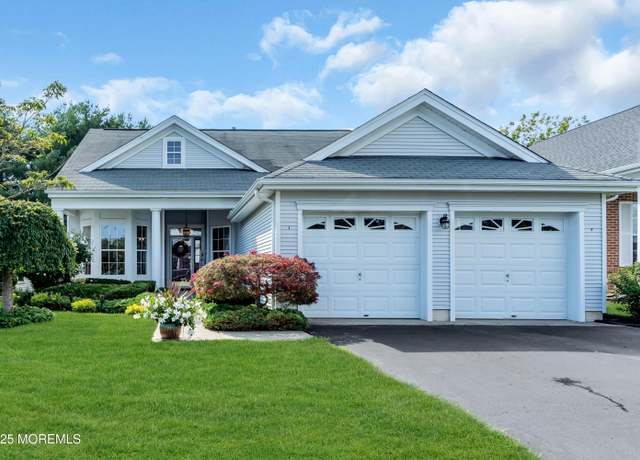 Property at 41 Greensprings Dr, Lakewood, NJ 08701, 2 beds, 2 baths
