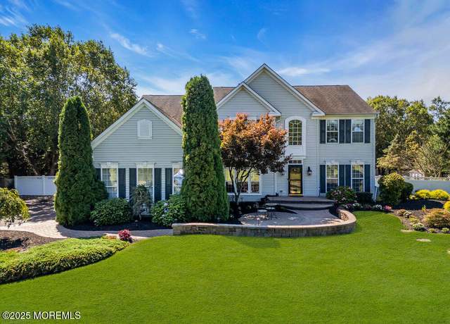 Property at 1 Calendula Ct, Jackson, NJ 08527, 4 beds, 2.5 baths