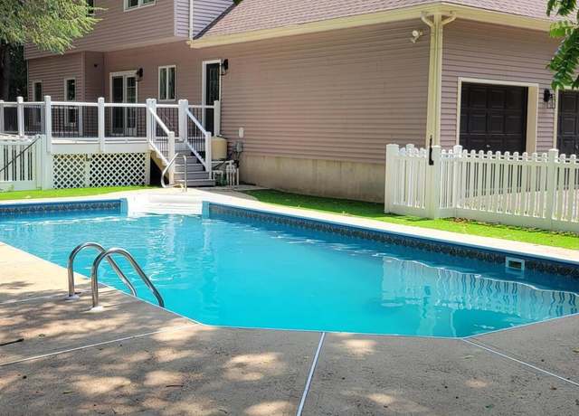 Property at 18 Mayberry Dr, Tinton Falls, NJ 07724, 4 beds, 2.5 baths